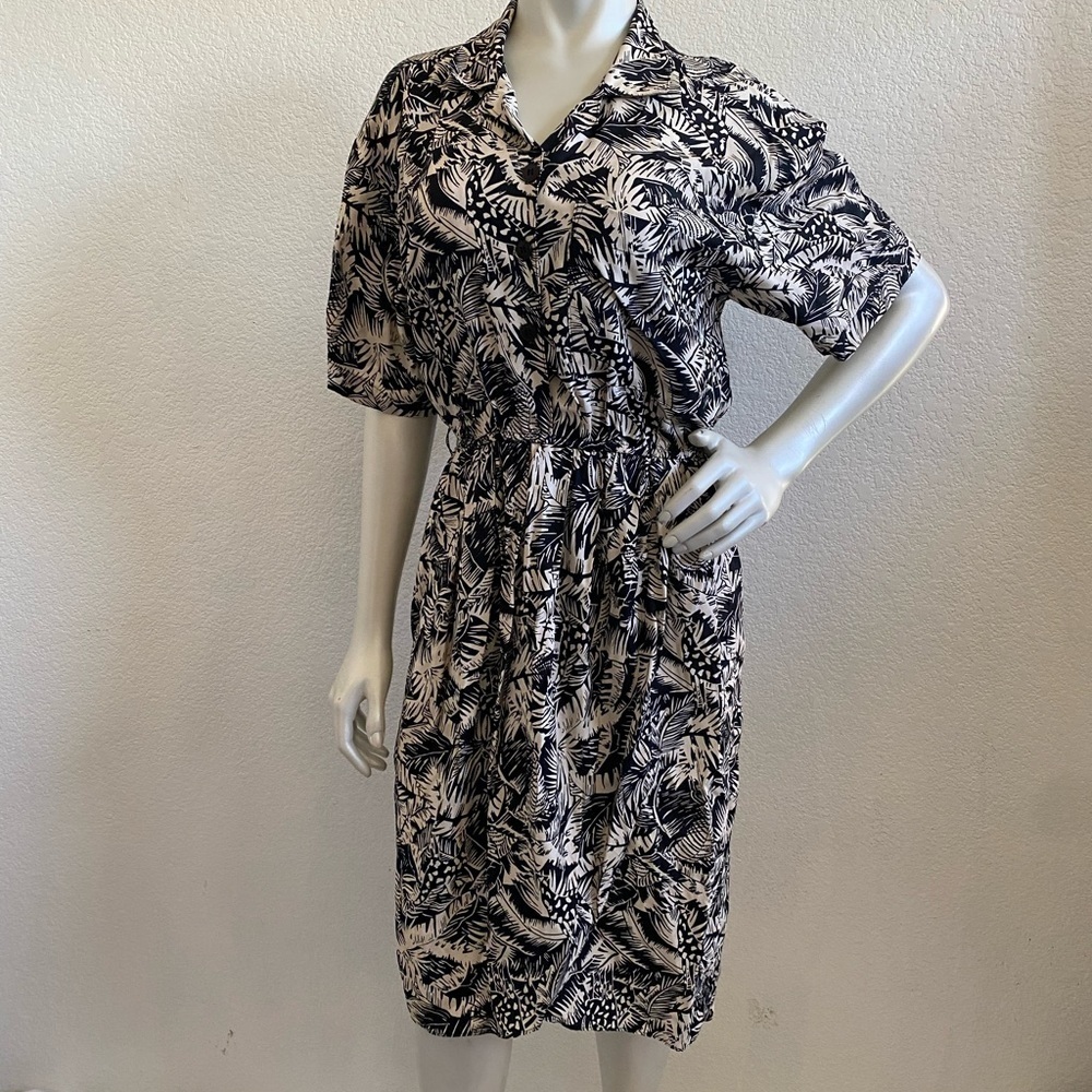 Vintage Carol Anderson  Short Sleeve Collared Midi Dress size 10
